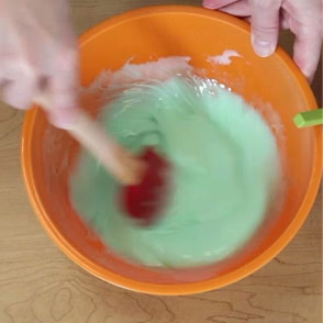 DIY slime tutorial